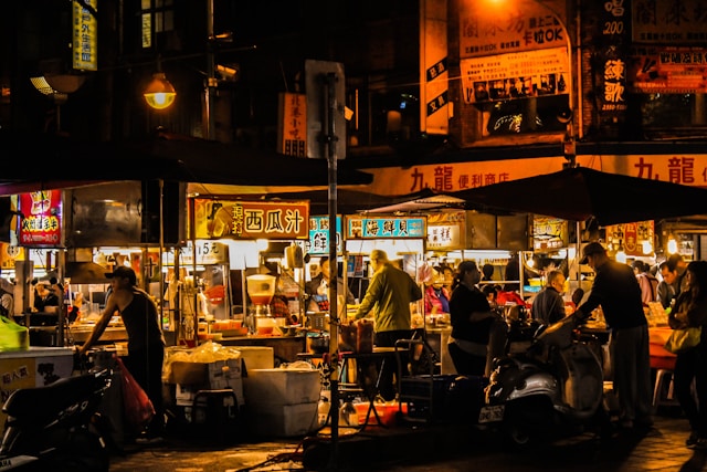 Les marchés nocturnes de Corse sont des expérience!