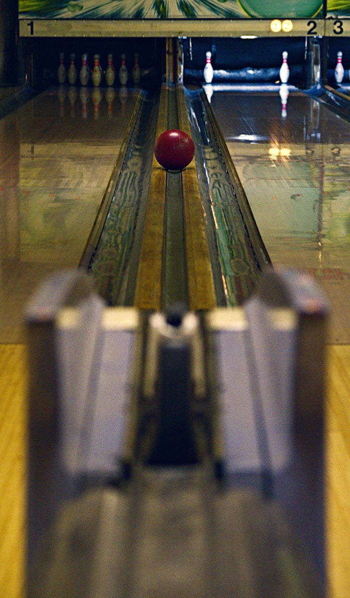 Bowling nocturne