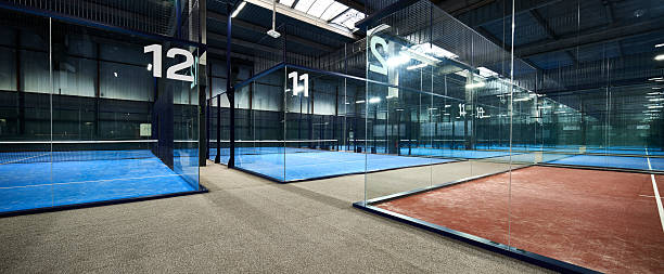 Une installation terrain de padel est-elle possible sur un ancien court de tennis ?